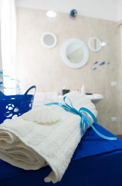 Blue Suite Castellammare del Golfo 0*,